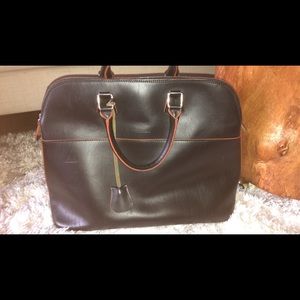 Dooney & Bourke bag.